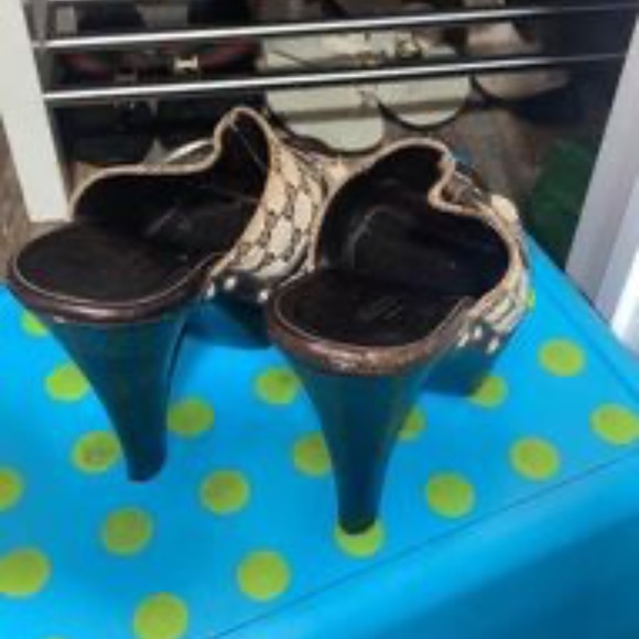 Gucci Clogs - Picture 1 of 5